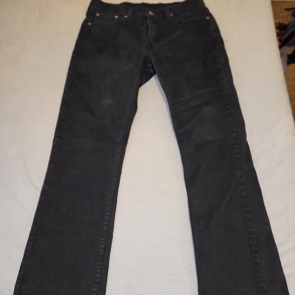 Levis 527